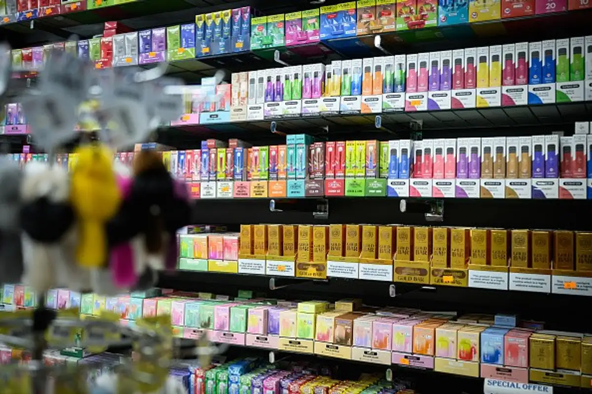 英国:ELFBAR呼吁配套零售许可制度,补全10月雾化新规执法短板